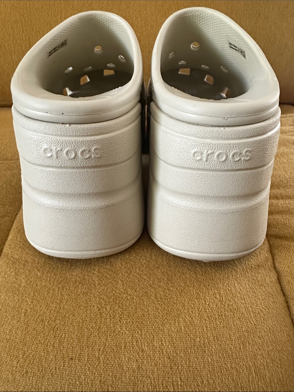 CROCS Bone White Platform Clog Slip-On - Picture 3 of 5